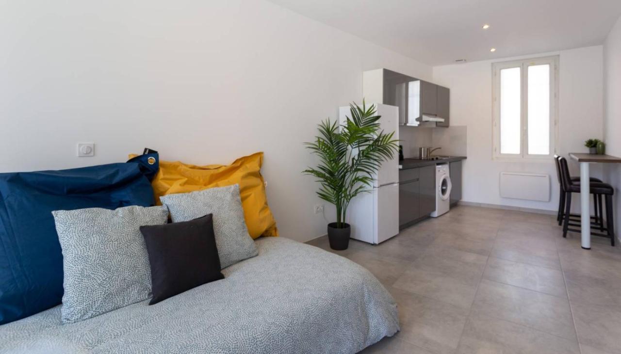 Maxbnb - Climatise - Grand Studio 37M2 & Terrasse 30M2 - Est Toulon Exterior photo